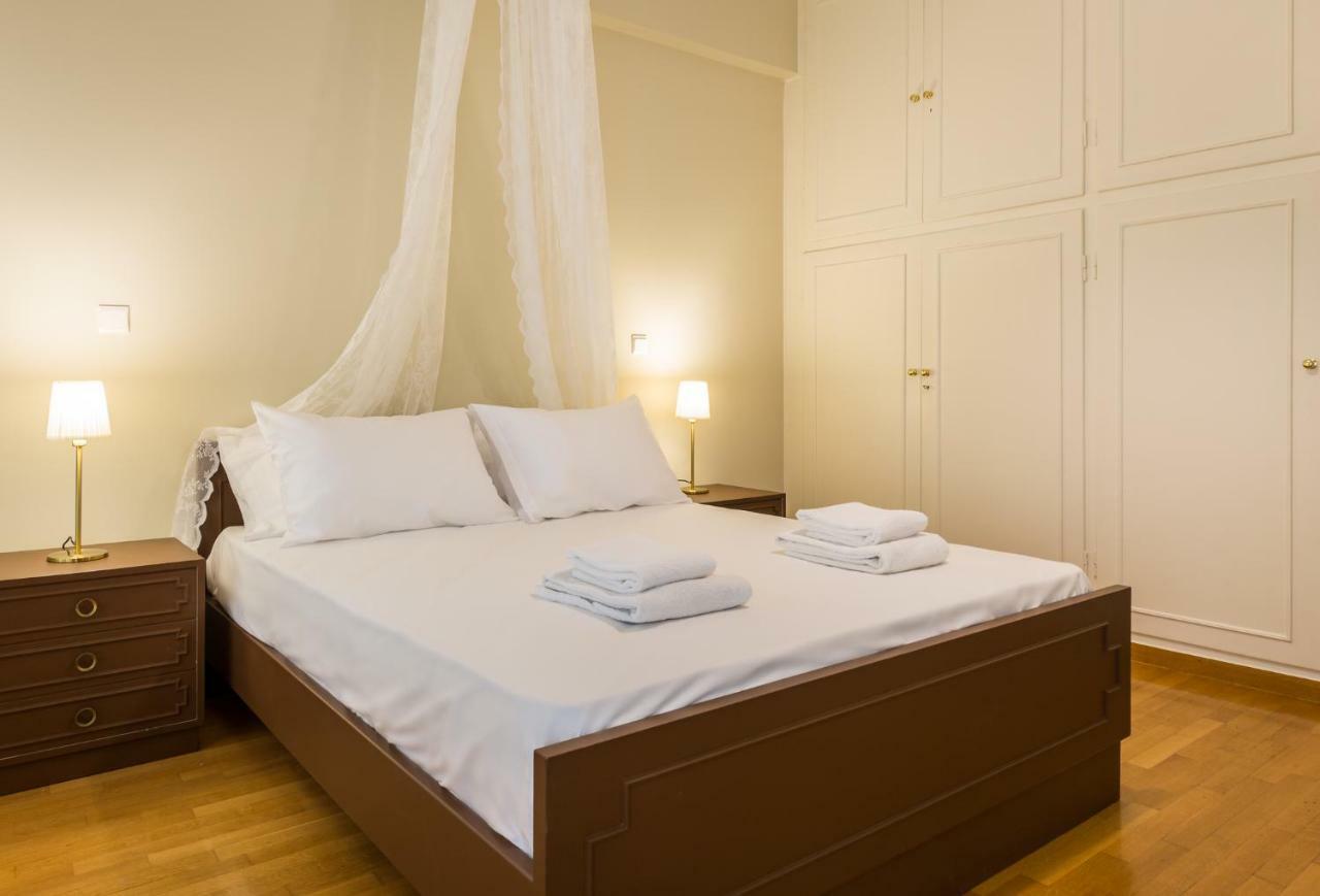 Classy 2 Bedroom Apartment Near Acropolis & Metro Athens Luaran gambar