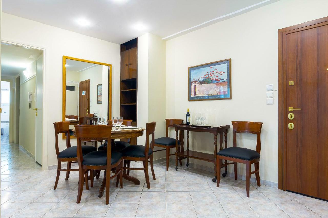 Classy 2 Bedroom Apartment Near Acropolis & Metro Athens Luaran gambar