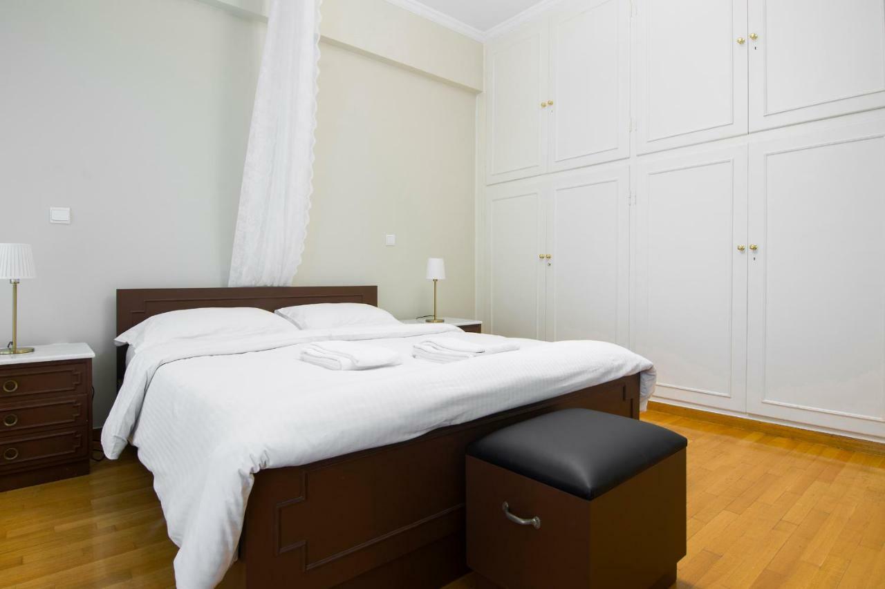Classy 2 Bedroom Apartment Near Acropolis & Metro Athens Luaran gambar