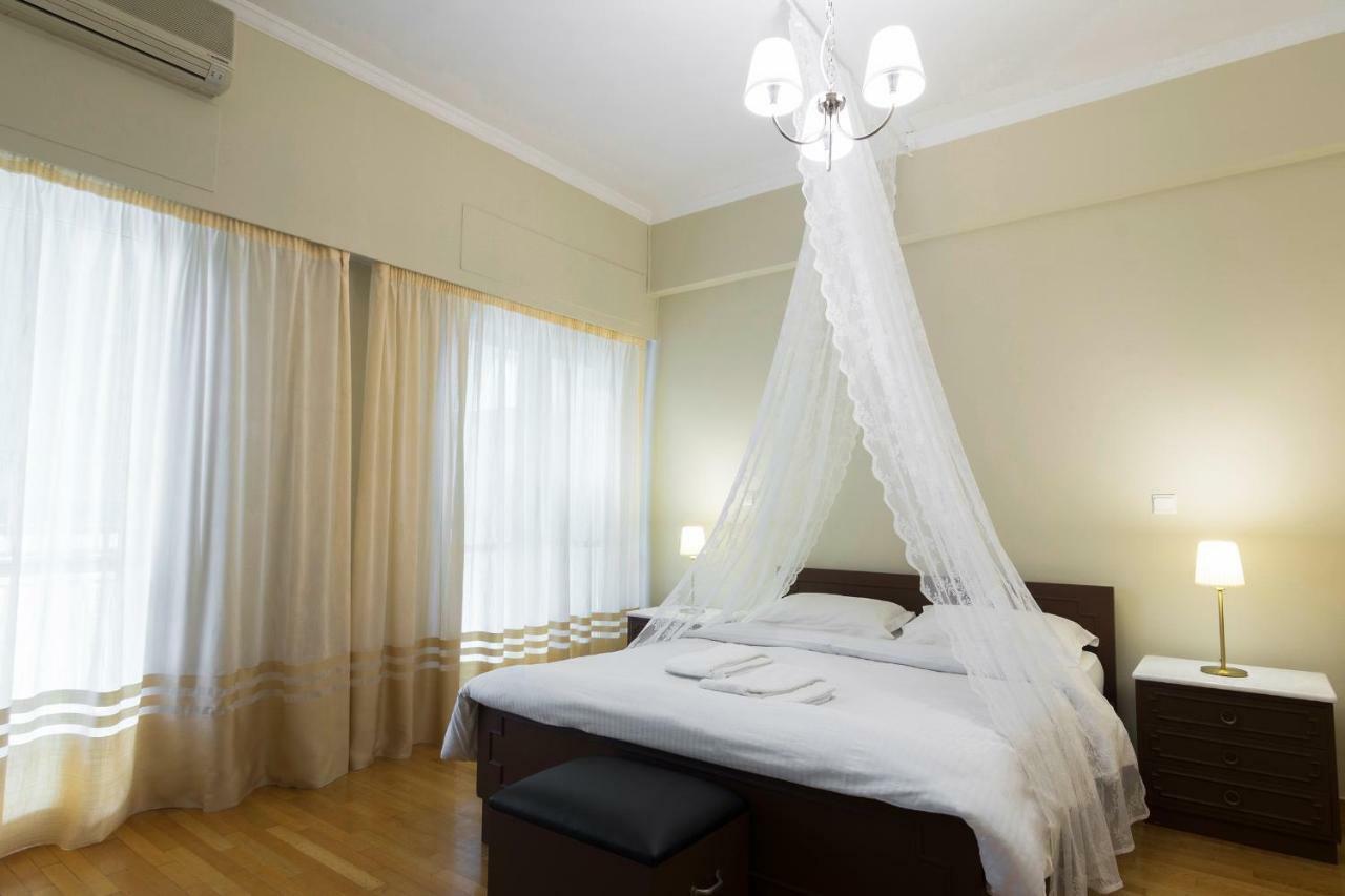 Classy 2 Bedroom Apartment Near Acropolis & Metro Athens Luaran gambar